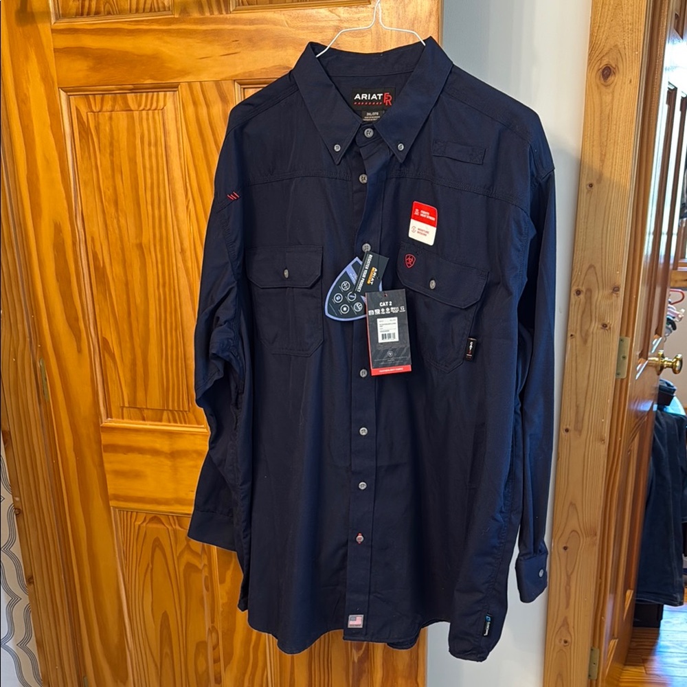 NWT Ariat Navy Blue Featherlight Long Sleeve Button-Up Work Shirt
